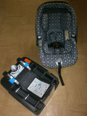 MAMAS & PAPAS PRIMO VIAGGIO IP NEWBORN CAR SEAT & PRIMO VIAGGIO SUREFI