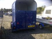 horse box