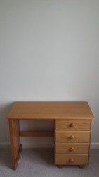 Dressing table
